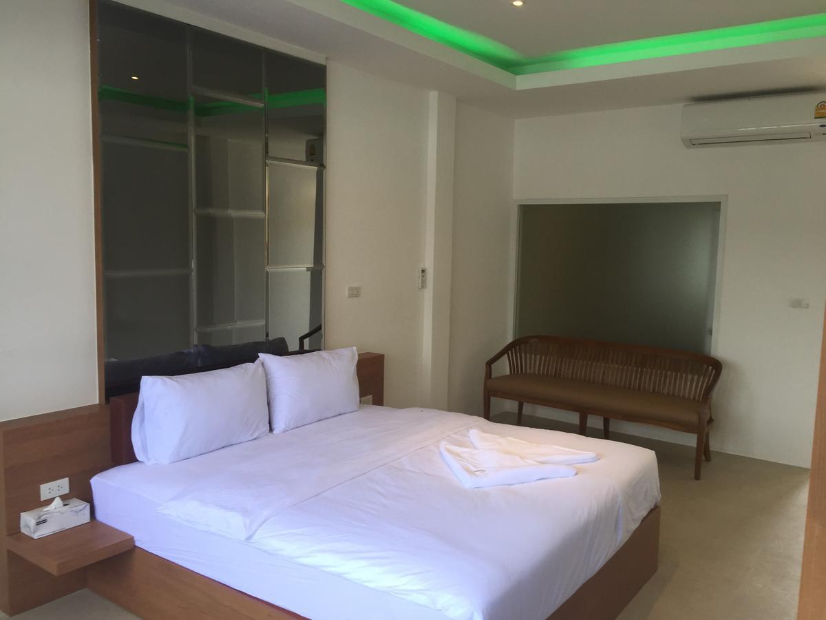 Picasso Motel Pattaya Exterior foto